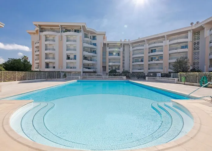 Le Cesaree-1 By Interhome Appartement Fréjus
