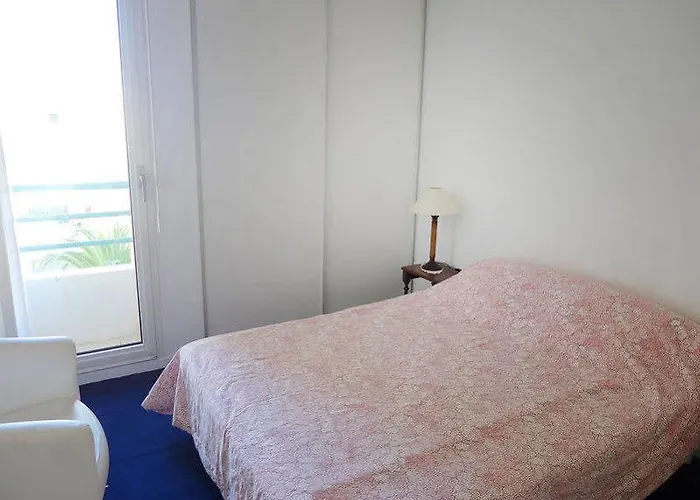 Le Cesaree-1 By Interhome Fréjus